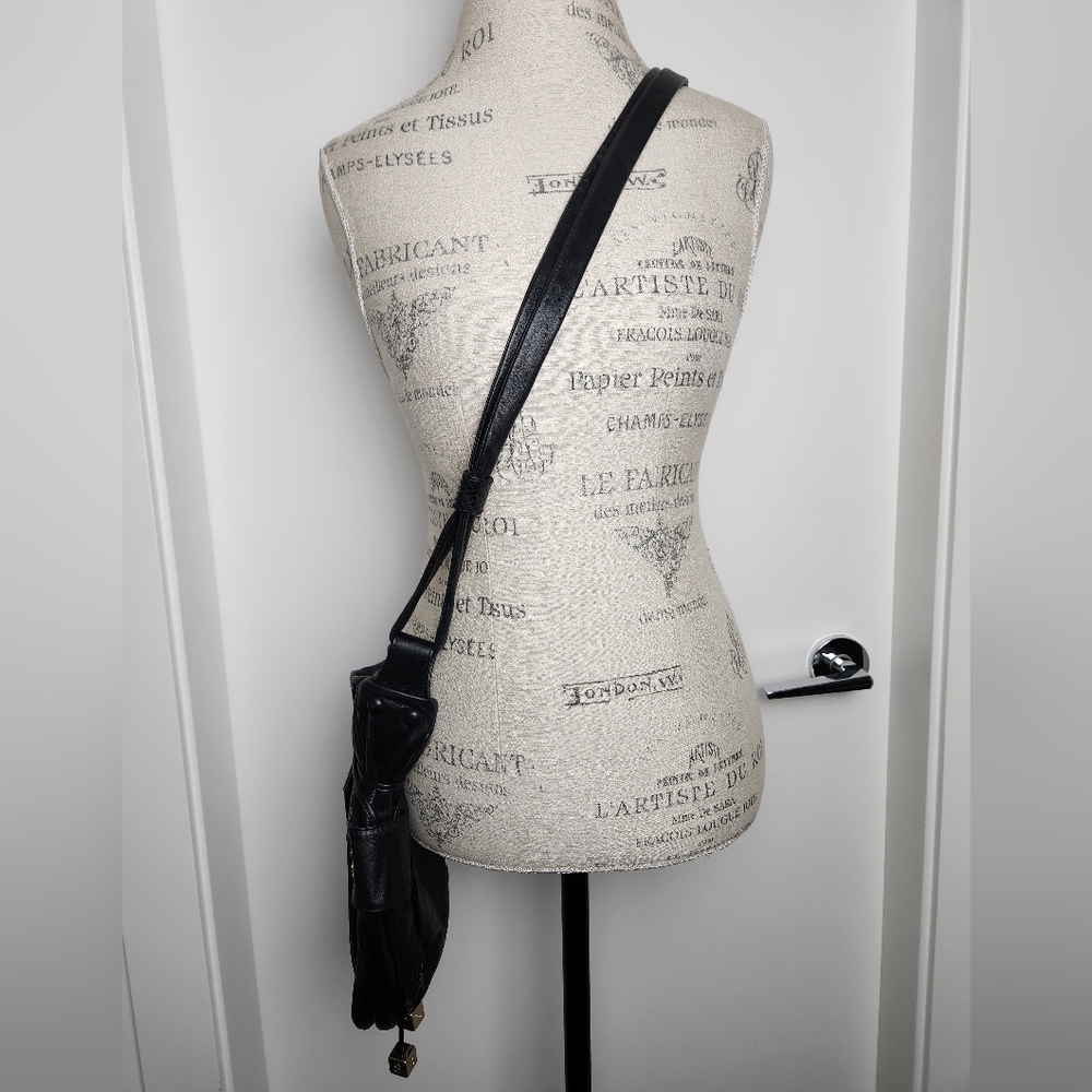 Chloe Snakeskin Leather Bucket Purse - Picture 4 of 15